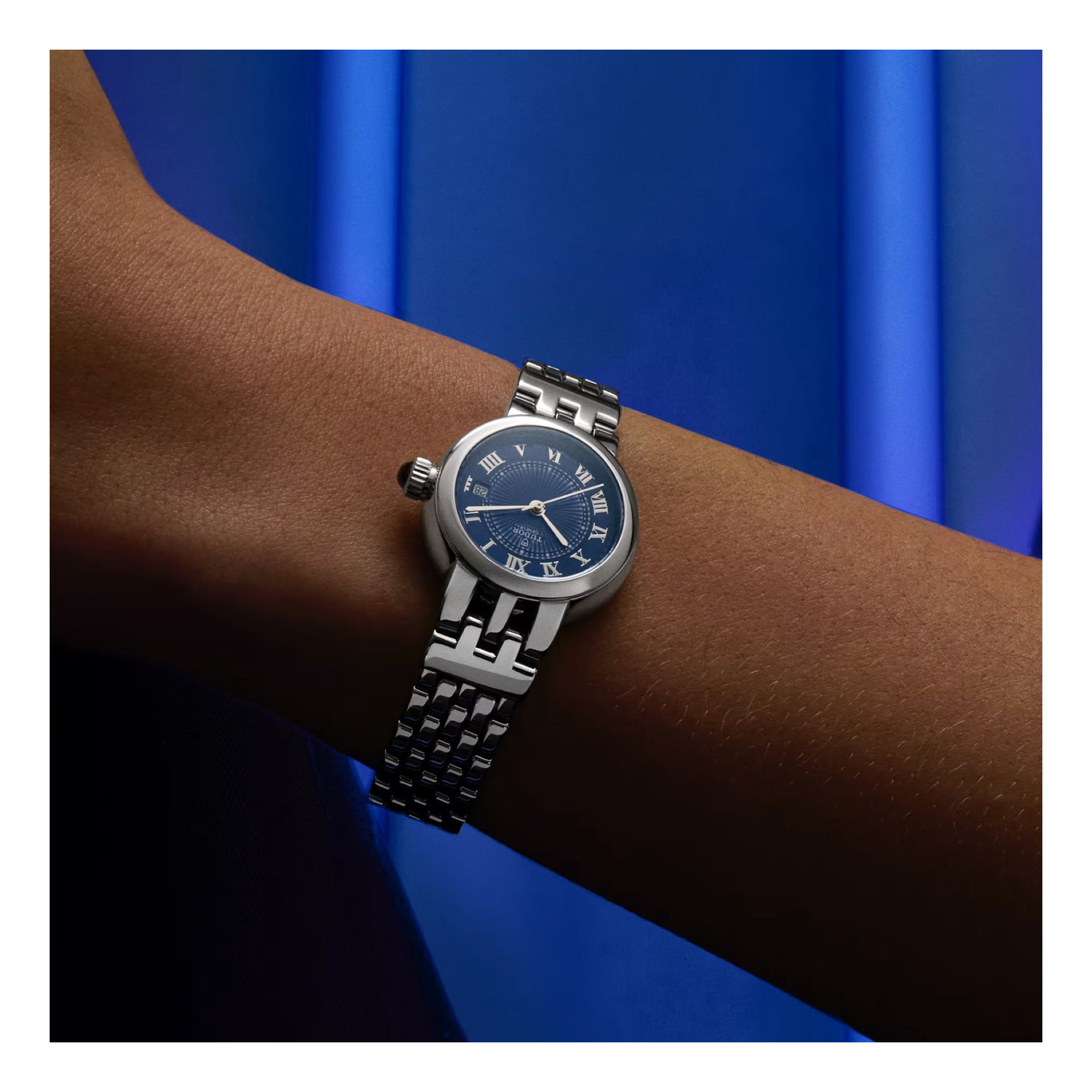 Tudor Clair de Rose automatic watch blue dial 26 mm M35200 0009 Lepage