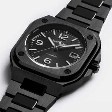 Montre Bell & Ross BR 05 Black Ceramic automatique cadran noir bracelet céramique 41 mm