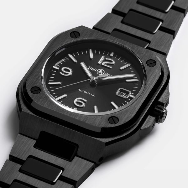 Montre Bell & Ross BR 05 Black Ceramic automatique cadran noir bracelet céramique 41 mm