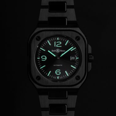 Montre Bell & Ross BR 05 Black Ceramic automatique cadran noir bracelet céramique 41 mm