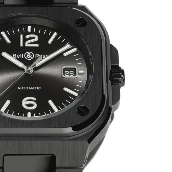 Montre Bell & Ross BR 05 Black Ceramic automatique cadran noir bracelet céramique 41 mm