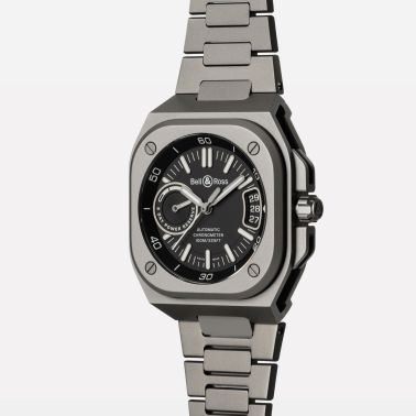 Montre Bell & Ross BR-X5 Black Titanium automatique cadran noir bracelet titane 41 mm