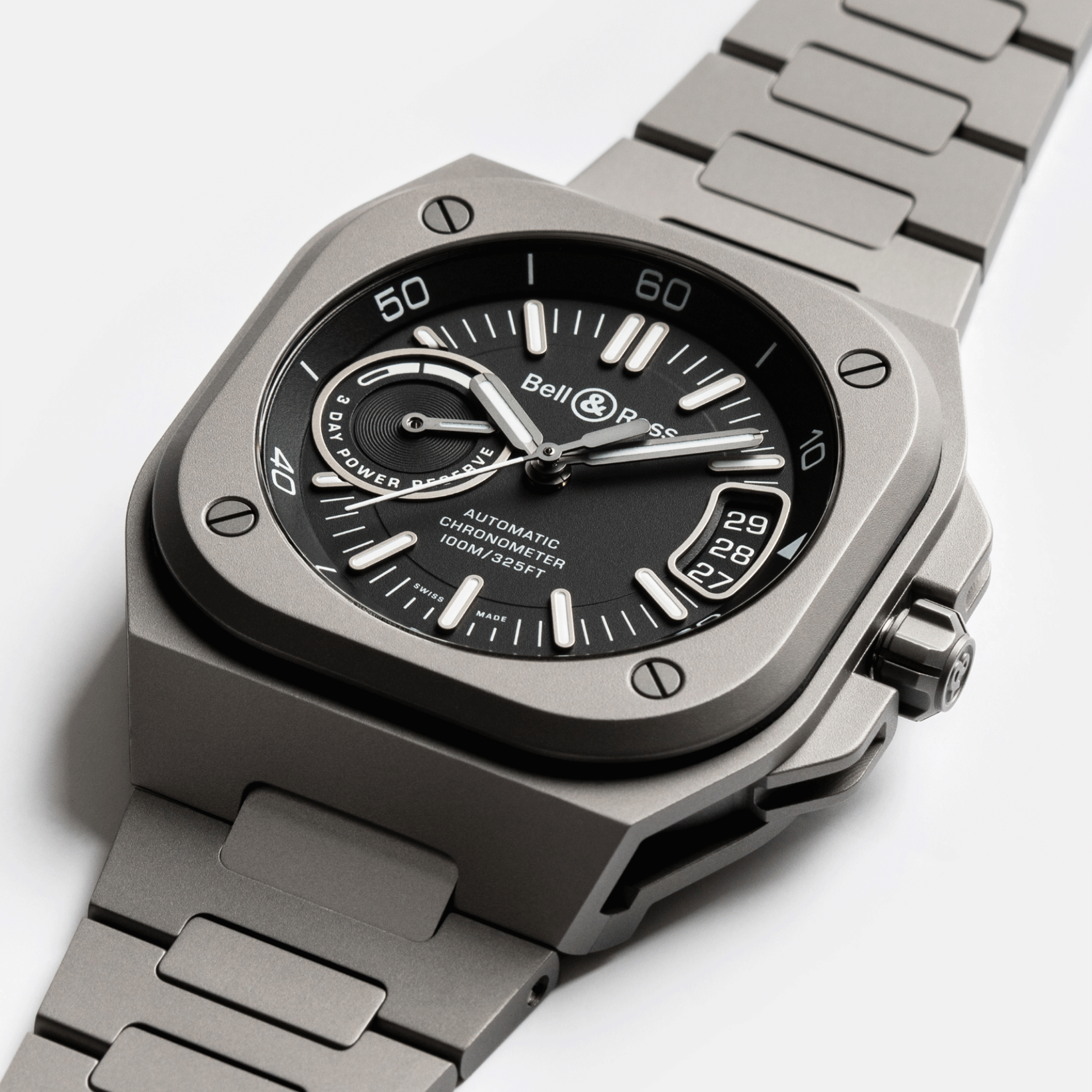 Montre Bell & Ross BR-X5 Black Titanium automatique cadran noir bracelet titane 41 mm