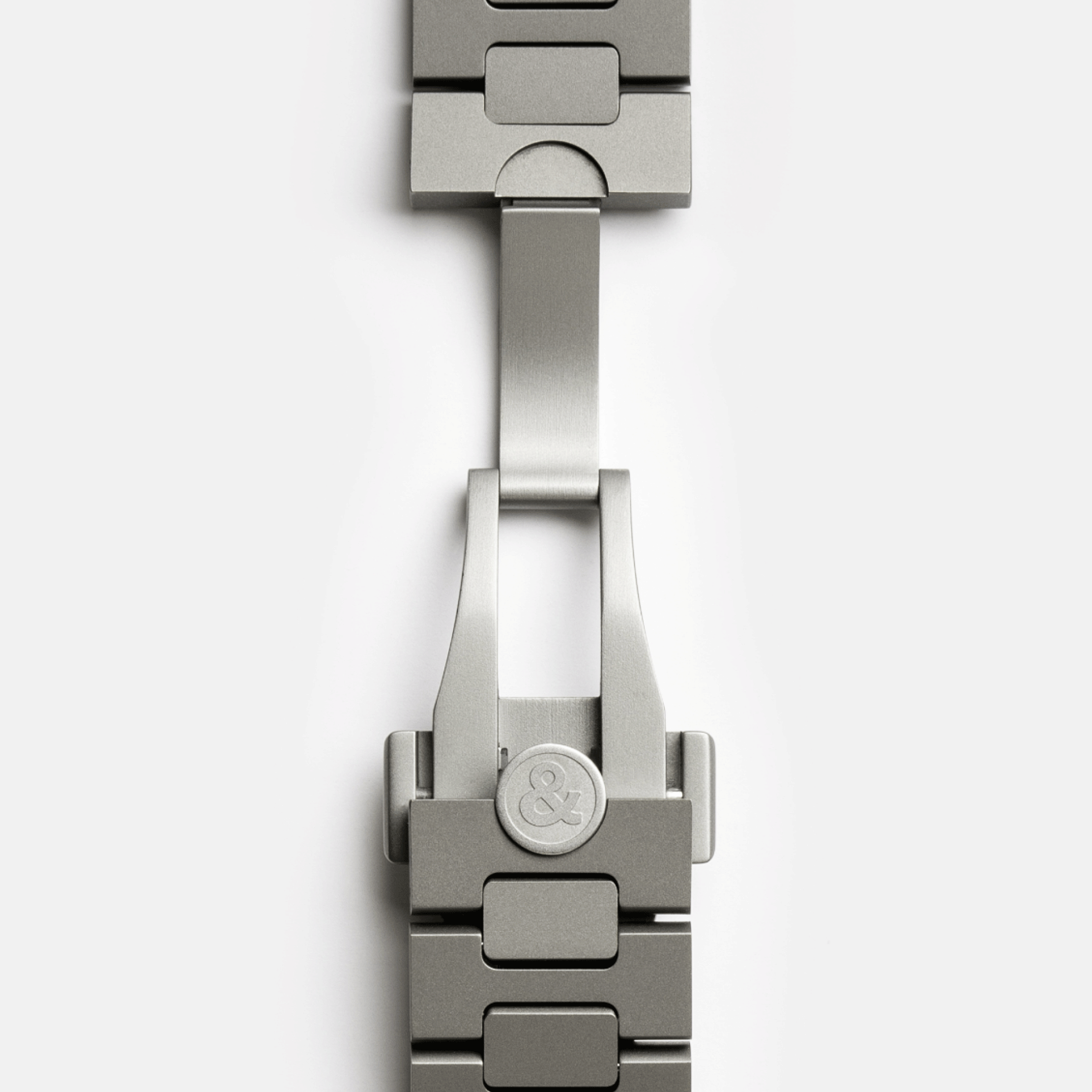 Montre Bell & Ross BR-X5 Black Titanium automatique cadran noir bracelet titane 41 mm