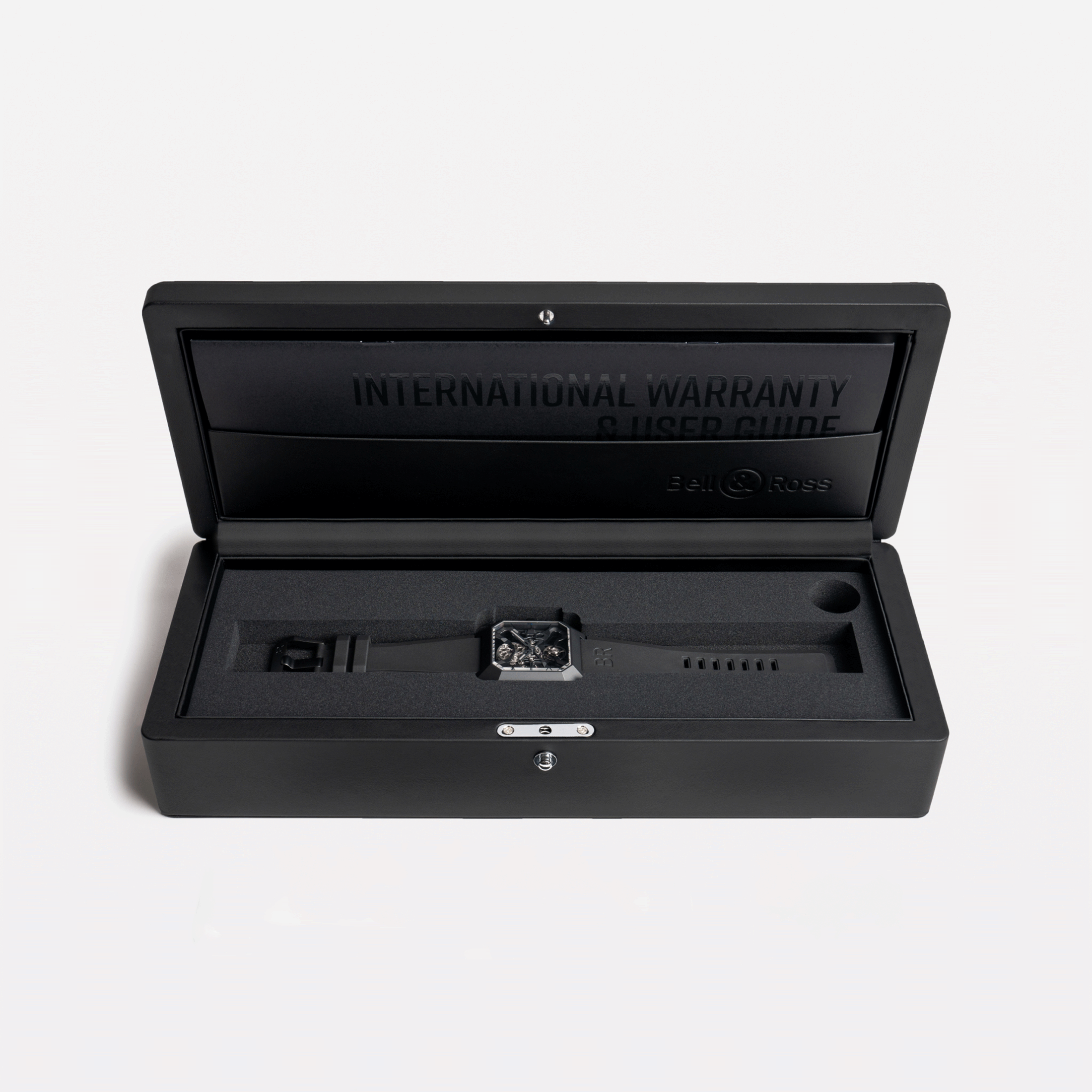 Montre Bell & Ross BR 03 Cyber Ceramic automatique bracelet caoutchouc 42 mm