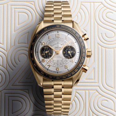 Montre Omega Speedmaster Chronoscope "Paris 2024" Jeux Olympique Chronographe Or Moonshine cadran argent bracelet or 43 mm