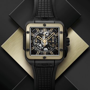 Montre Hublot Square Bang Unico Ceramic Magic Gold automatique cadran squelette bracelet caoutchouc noir 42 mm 821.CM.0130.RX