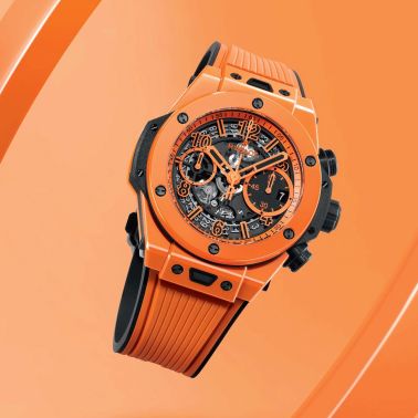 Montre Hublot Big Bang Unico Orange Ceramic automatique cadran squelette bracelet caoutchouc orange 42 mm 441.CU.5910.RX