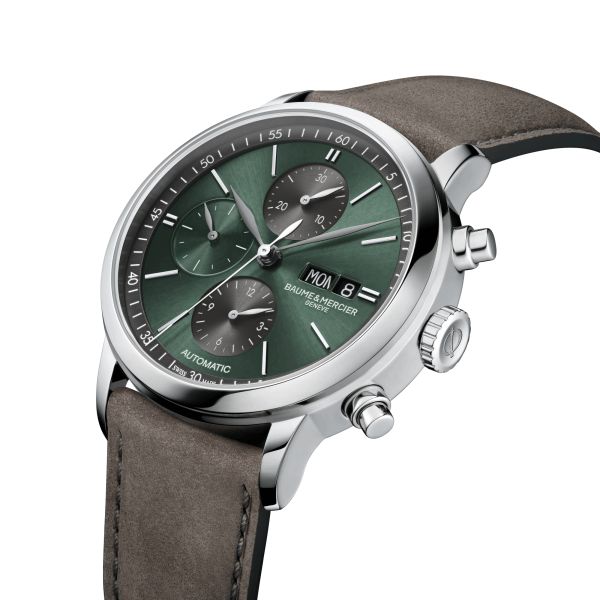 Montre Baume et Mercier Classima Chronographe automatique cadran vert bracelet cuir gris 42 mm 10783
