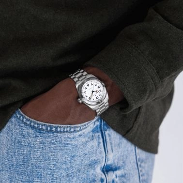 Hamilton Khaki Field Expedition automatic watch white dial steel bracelet 37 mm H70225110