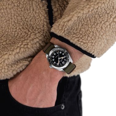 Montre Hamilton Khaki Field Expedition automatique cadran noir bracelet NATO vert 37 mm H70225931