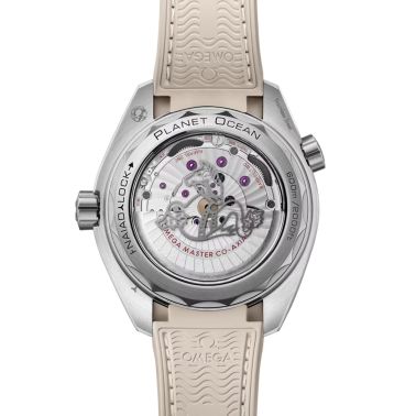 Omega Seamaster Planet Ocean 600m Co-Axial Master Chronometer beige dial rubber strap 43,5 mm
