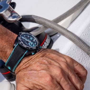 Omega Seamaster Planet Ocean 600m Chronograph ETNZ Deep Black Edition black dial rubber strap 45,5 mm