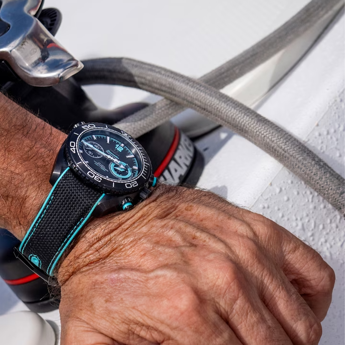 Omega Seamaster Planet Ocean 600m Chronograph ETNZ Deep Black Edition black dial rubber strap 45,5 mm