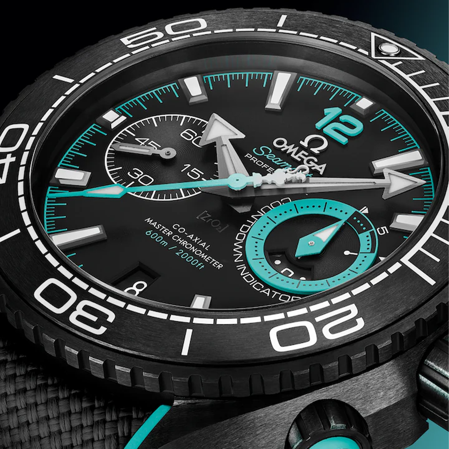 Omega Seamaster Planet Ocean 600m Chronograph ETNZ Deep Black Edition black dial rubber strap 45,5 mm