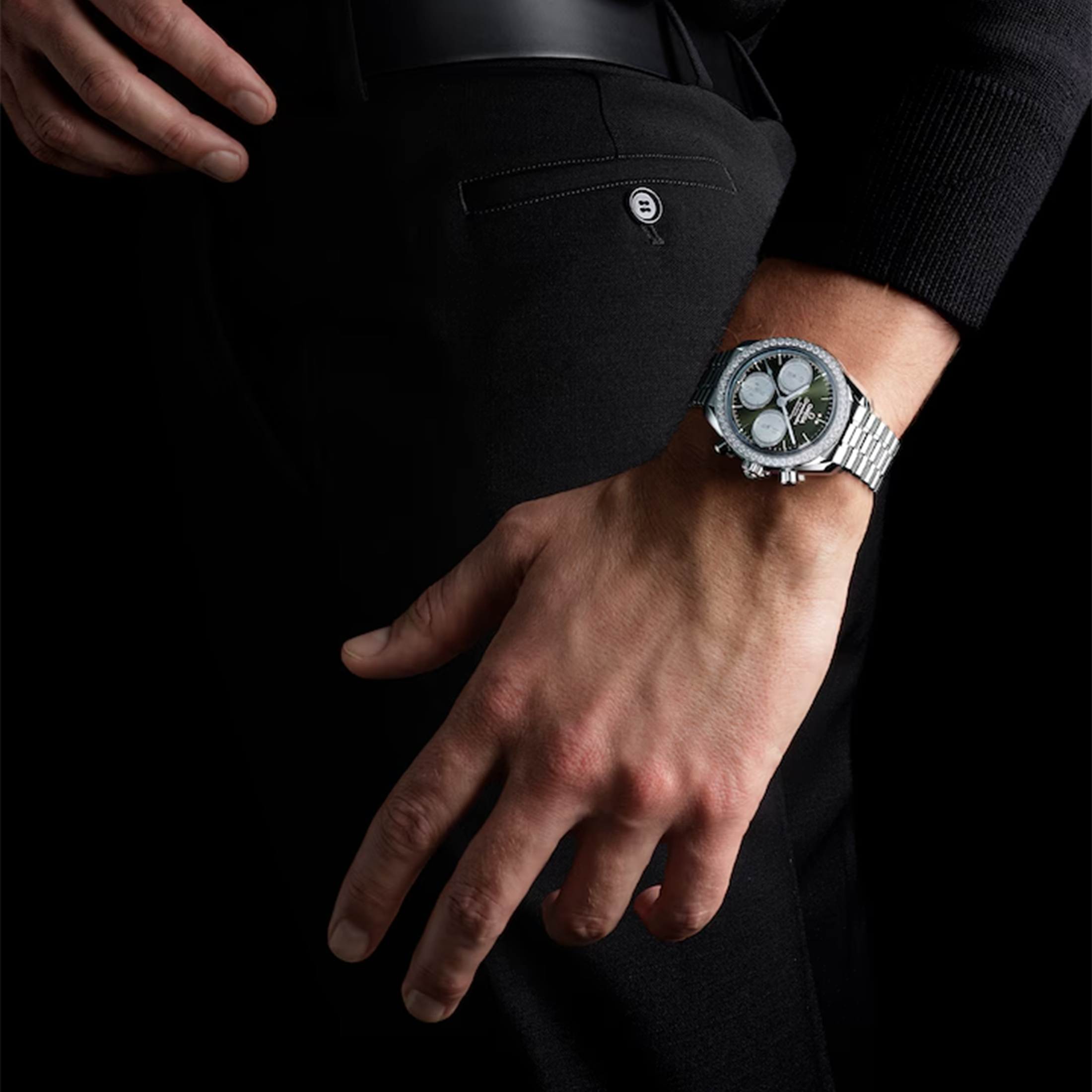 Omega Speedmaster 38 Diamonds Chronograph Co-Axial Chronometer automatic green dial steel bracelet 38 mm