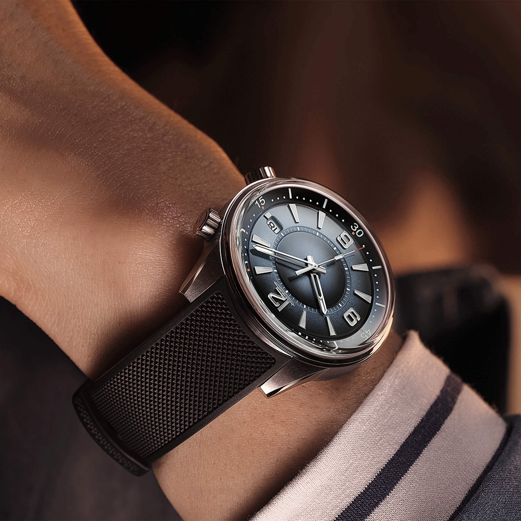 Jaeger-LeCoultre Polaris Date automatic grey lacquered dial rubber strap 42 mm