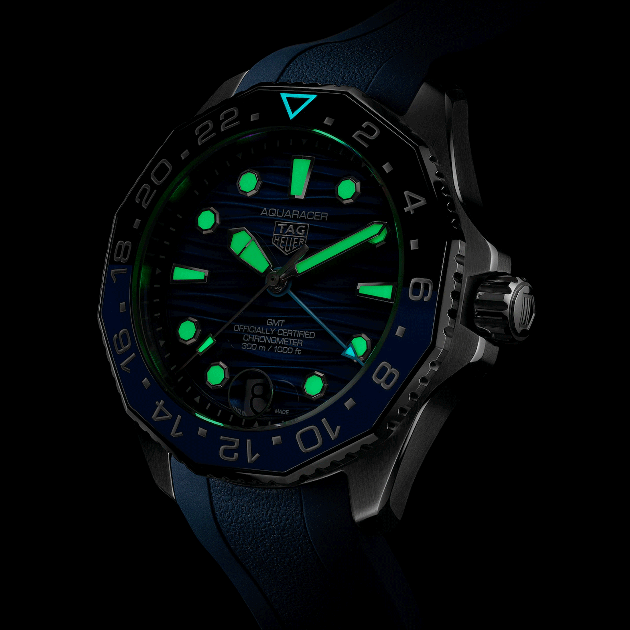 TAG Heuer Aquaracer Professional 300 GMT automatic watch blue dial blue rubber strap 42 mm