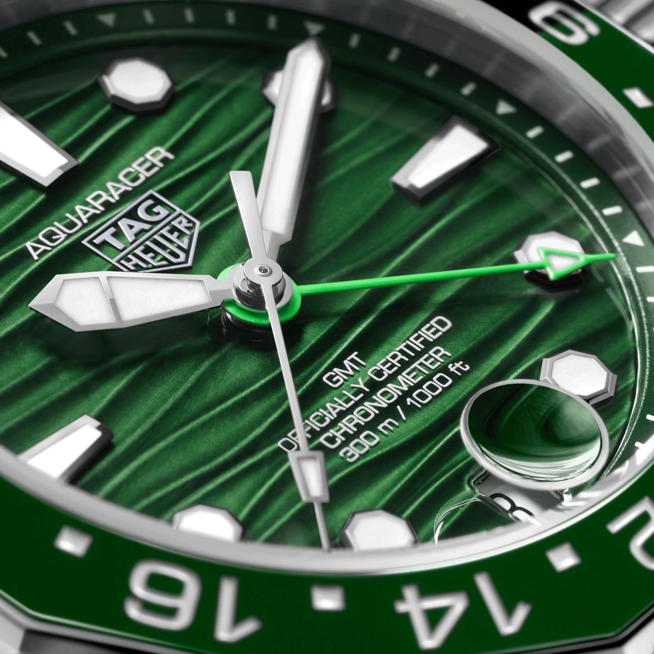 TAG Heuer Aquaracer Professional 300 GMT automatic watch green dial steel bracelet 42 mm WBP5115.BA0013