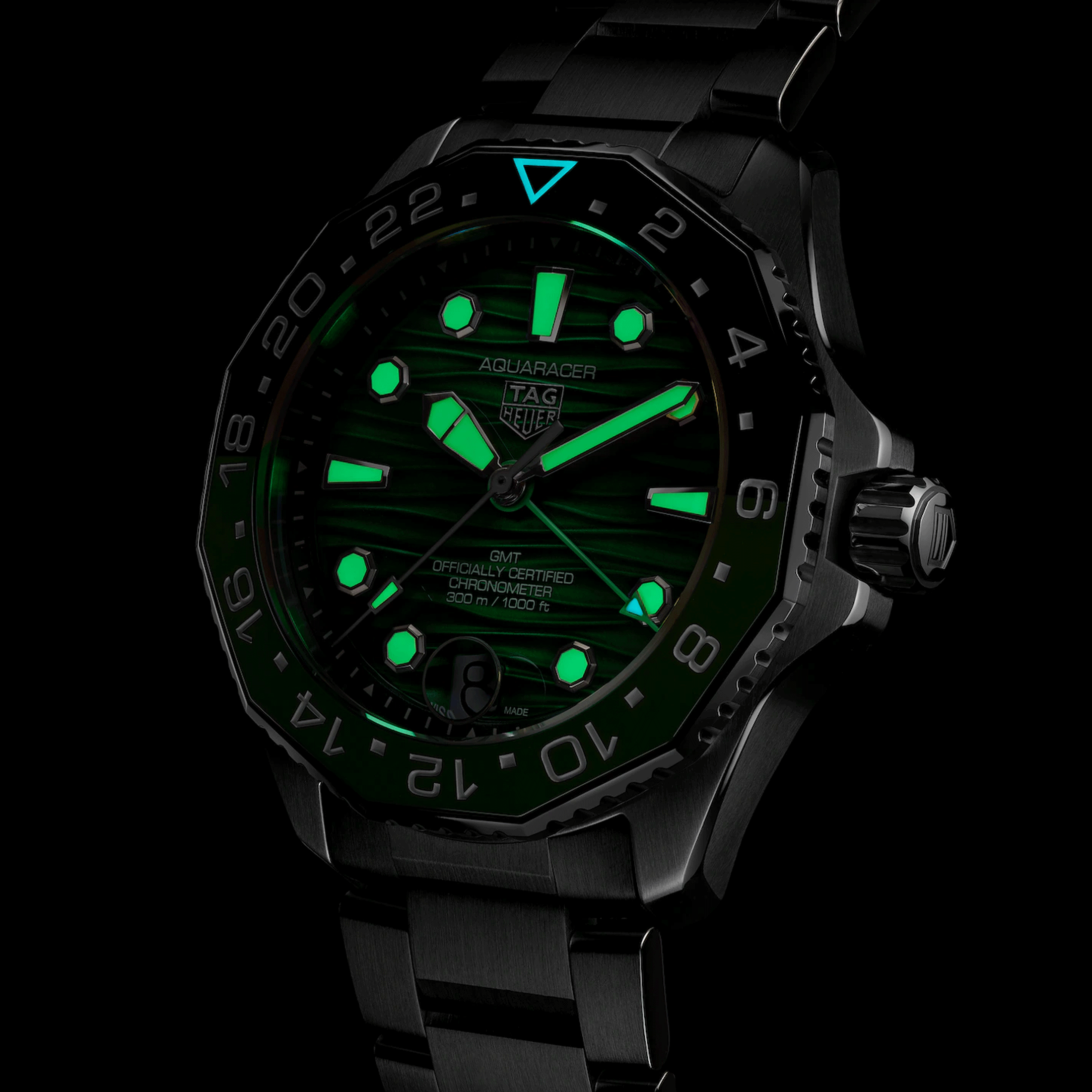 TAG Heuer Aquaracer Professional 300 GMT automatic watch green dial steel bracelet 42 mm WBP5115.BA0013