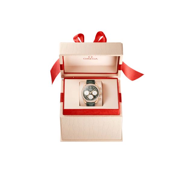Omega Speedmaster 38 Diamonds Chronograph Co-Axial Chronometer automatic Moonshine Gold green dial leather strap 38 mm