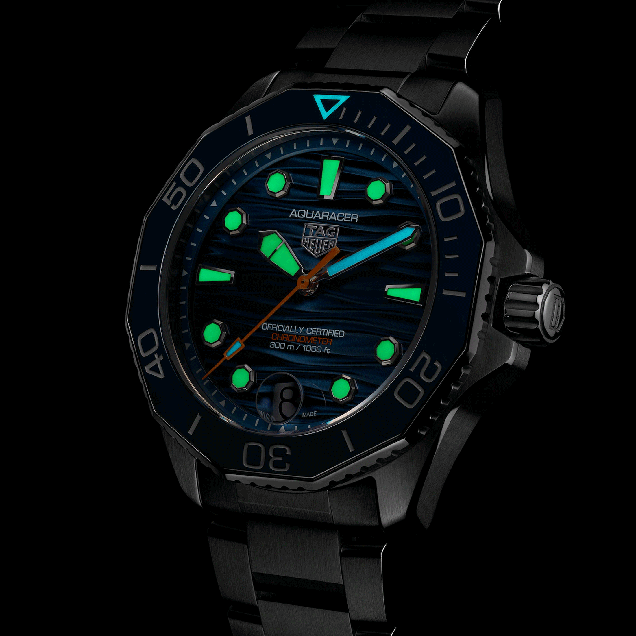 Montre TAG Heuer Aquaracer Professional 300 Date automatique cadran bleu 42 mm WBP5111.BA0013