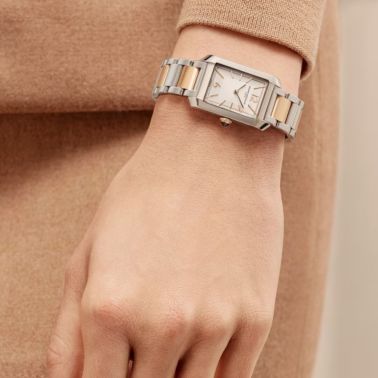 Montre Baume et Mercier Hampton quartz cadran opalin bracelet acier et or rose 35 x 22 mm