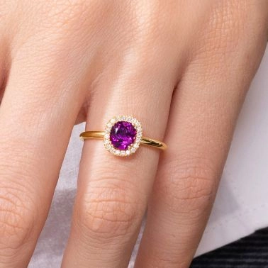 Bague Lepage Lily Rose en or jaune, grenat royal purple et diamants