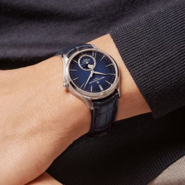 Montre Baume et Mercier Clifton Baumatic Phase de Lune automatique cadran bleu bracelet cuir bleu 39 mm