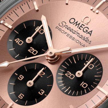 Montre Omega Speedmaster Moonwatch Professional Chronographe Bicolore Acier & Or rose Sedna 42 mm