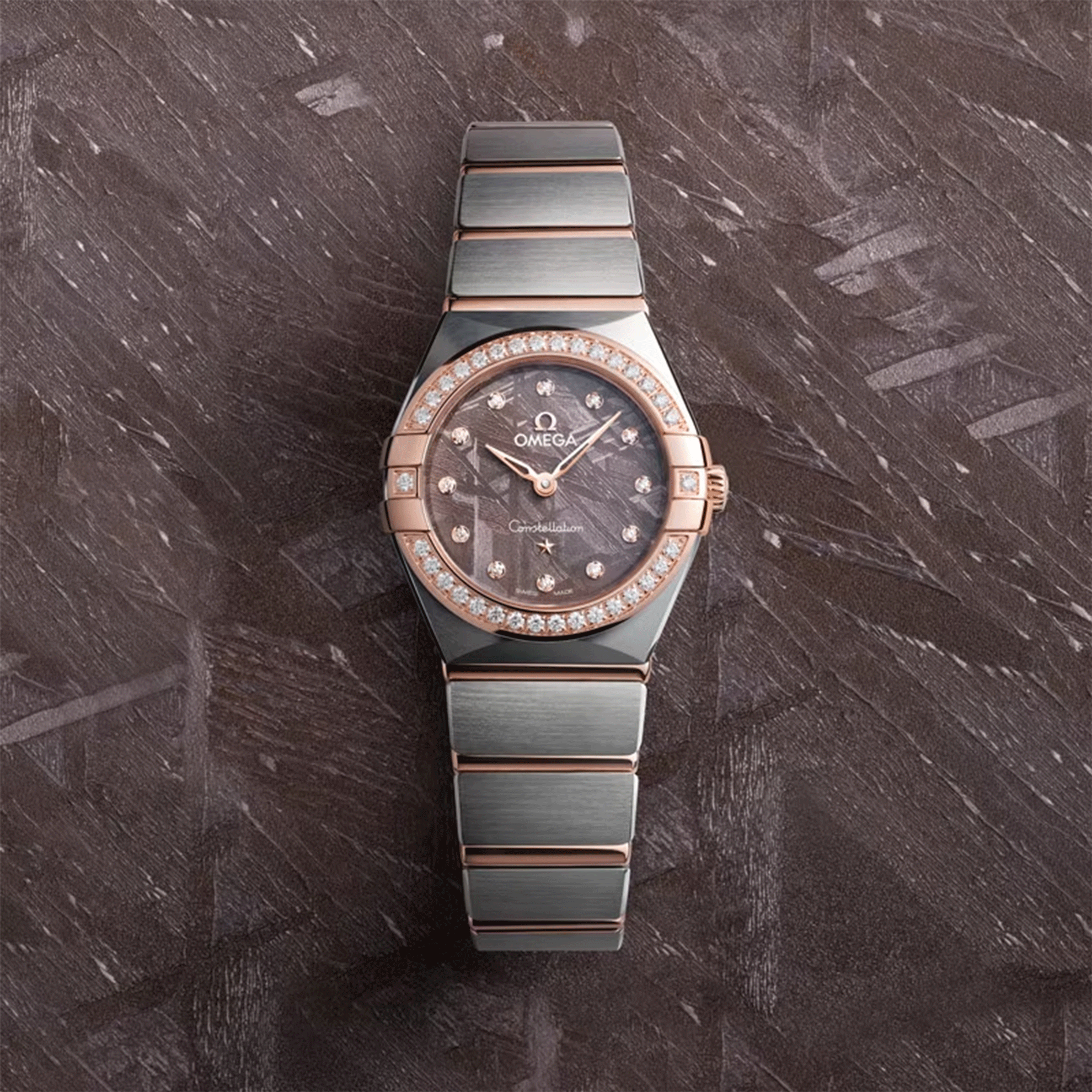 Montre Omega Constellation Météorite quartz or sedna & acier cadran lilas bracelet acier 25 mm