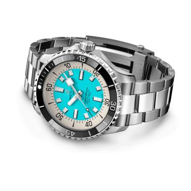 Montre Breitling Superocean automatique cadran turquoise bracelet acier 44 mm A17376211L2A1