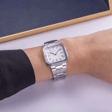 Montre Herbelin Cap Camarat Square quartz cadran blanc bracelet acier 30 x 30 mm