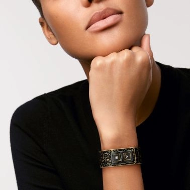 CHANEL Code Coco watch black lacquered dial black leather strap