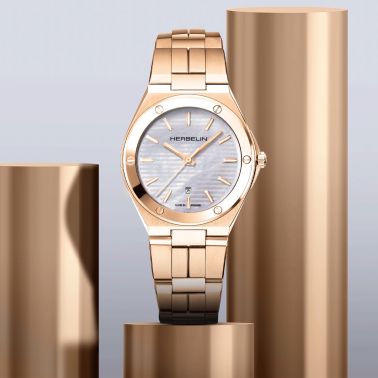 Montre Herbelin Cap Camarat Dame Quartz PVD or rose cadran nacre bracelet acier 33 mm