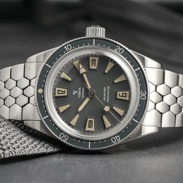 Montre Yema Superman Skin Diver Slim CMM.20 automatique cadran noir bracelet acier 39 mm