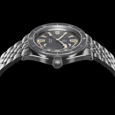 Montre Yema Superman Skin Diver Slim CMM.20 automatique cadran noir bracelet acier 39 mm