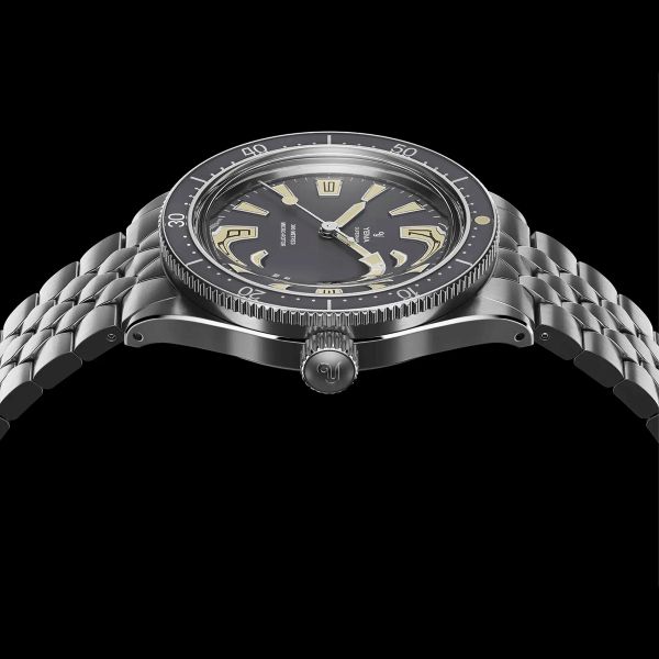 Montre Yema Superman Skin Diver Slim CMM.20 automatique cadran noir bracelet acier 39 mm