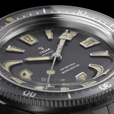 Montre Yema Superman Skin Diver Slim CMM.20 automatique cadran noir bracelet acier 39 mm