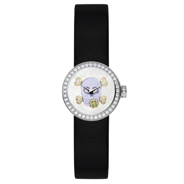 Montre Mini D de Dior Tête de Mort quartz mauve cadran nacre bracelet satin 19 mm
