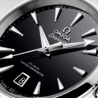 Montre Omega Seamaster Aqua Terra 150m Co-Axial Master Chronometer cadran noir bracelet acier 38 mm