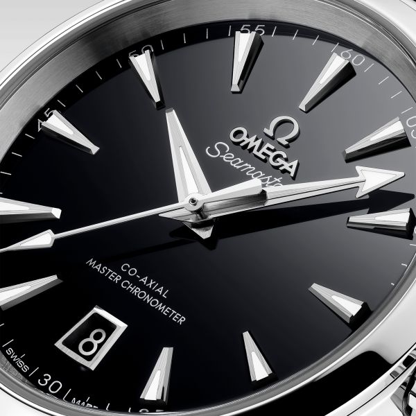 Montre Omega Seamaster Aqua Terra 150m Co-Axial Master Chronometer cadran noir bracelet acier 38 mm