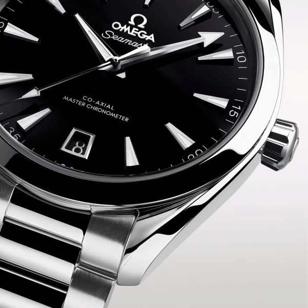 Montre Omega Seamaster Aqua Terra 150m Co-Axial Master Chronometer cadran noir bracelet acier 38 mm