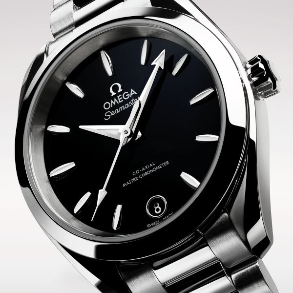 Montre Omega Seamaster Aqua Terra 150m Co-Axial Master Chronometer cadran noir bracelet acier 34 mm