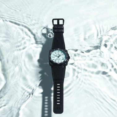 Montre Bell & Ross BR 03 Diver Full Lum Ceramic automatique cadran luminescent bracelet caoutchouc 42 mm