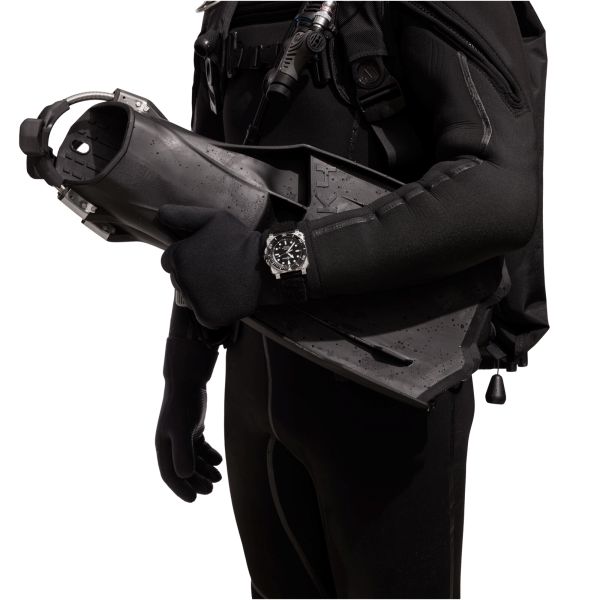 Bell & Ross BR 03 Diver Black Steel automatic black dial rubber strap 42 mm