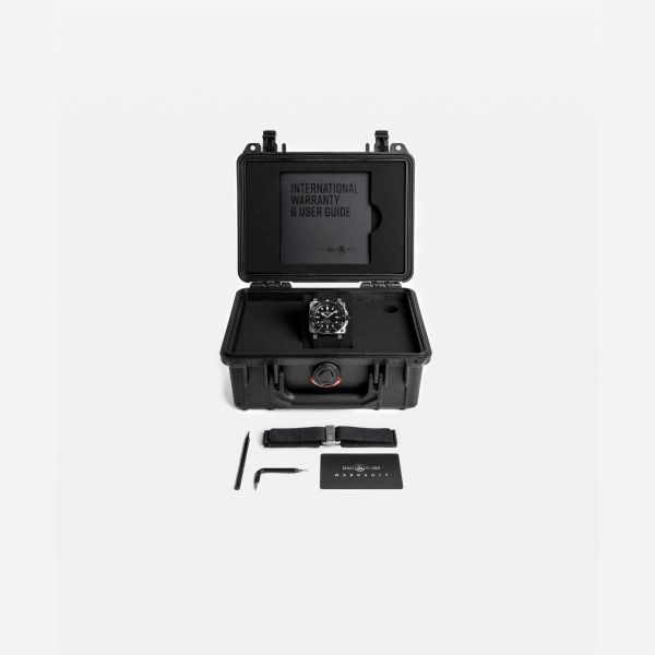 Montre Bell & Ross BR 03 Diver Full Black Steel automatique cadran noir bracelet caoutchouc 42 mm