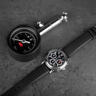 Montre Chopard Mille Miglia Classic Chronograph automatique 39 mm Full Set 2005