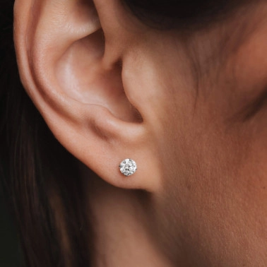 Boucles d'oreilles Lepage Evidence en or blanc et diamants