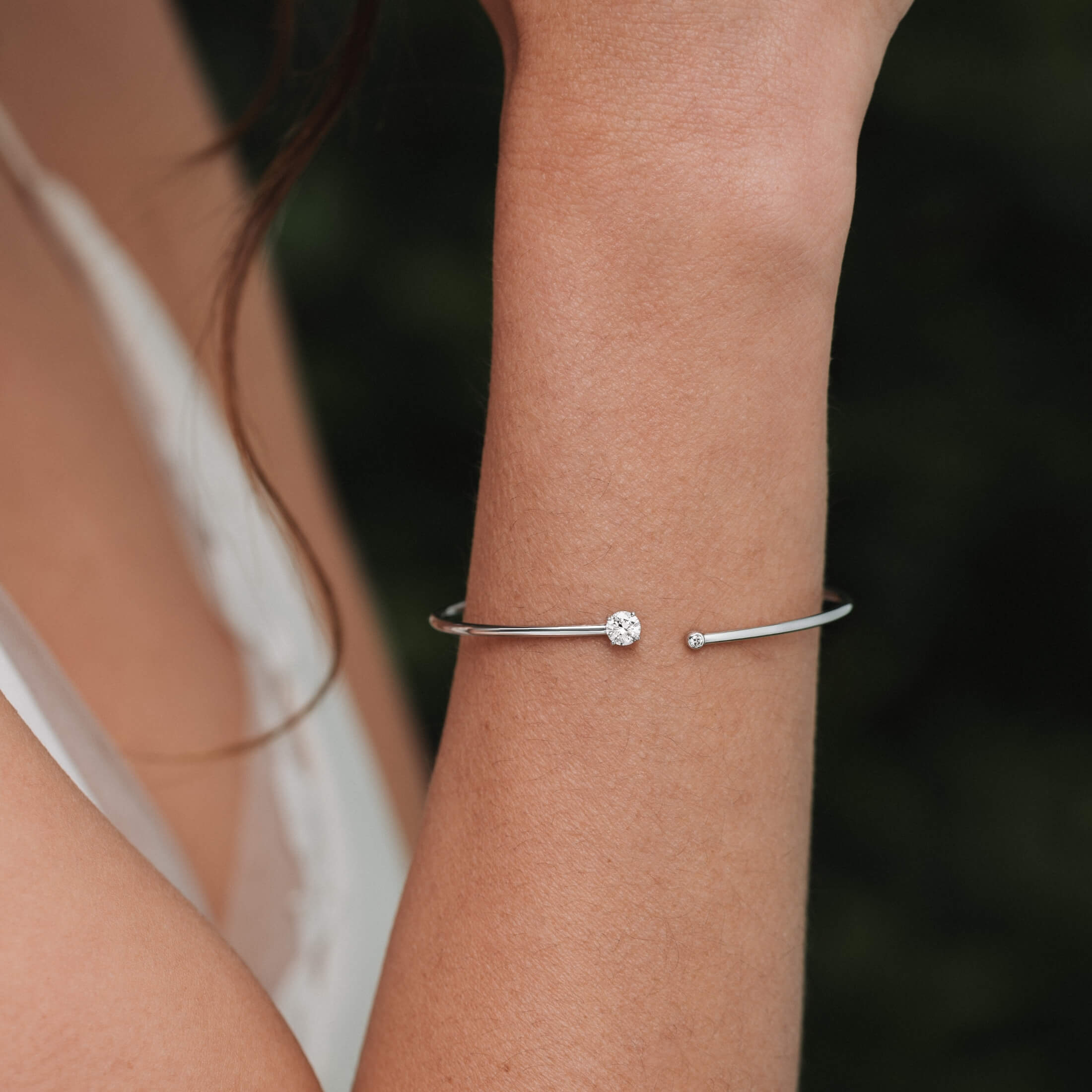 Bracelet Jonc flexible Lepage Beguin en or rose et diamants